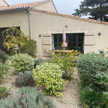 Châteaurenard Gite Du Mas De La Finiere ,Avec Spa Interieur מראה חיצוני תמונה