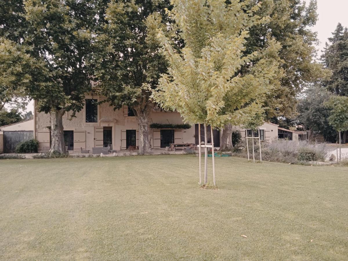 Châteaurenard Gite Du Mas De La Finiere ,Avec Spa Interieur מראה חיצוני תמונה