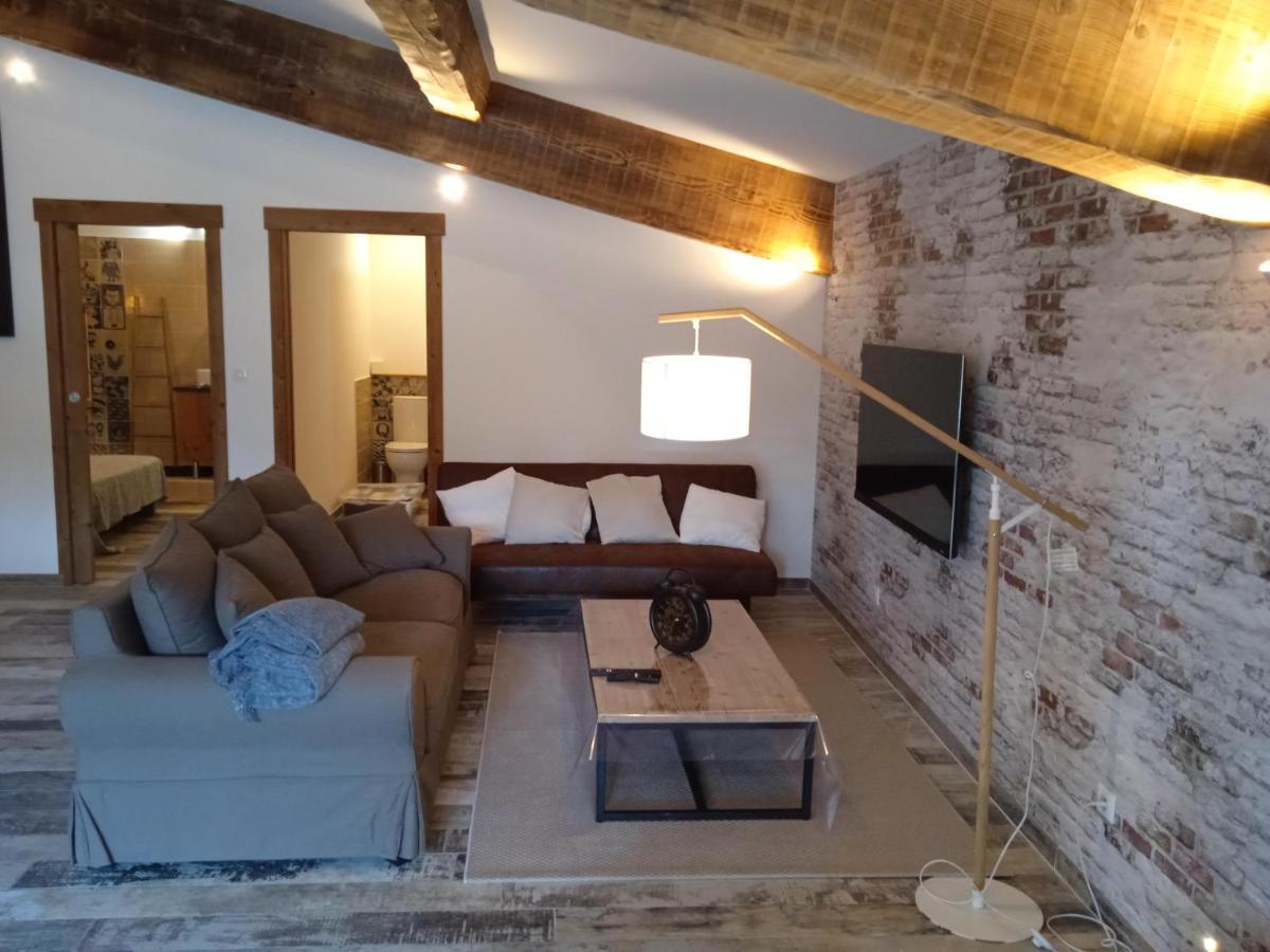 Châteaurenard Gite Du Mas De La Finiere ,Avec Spa Interieur מראה חיצוני תמונה