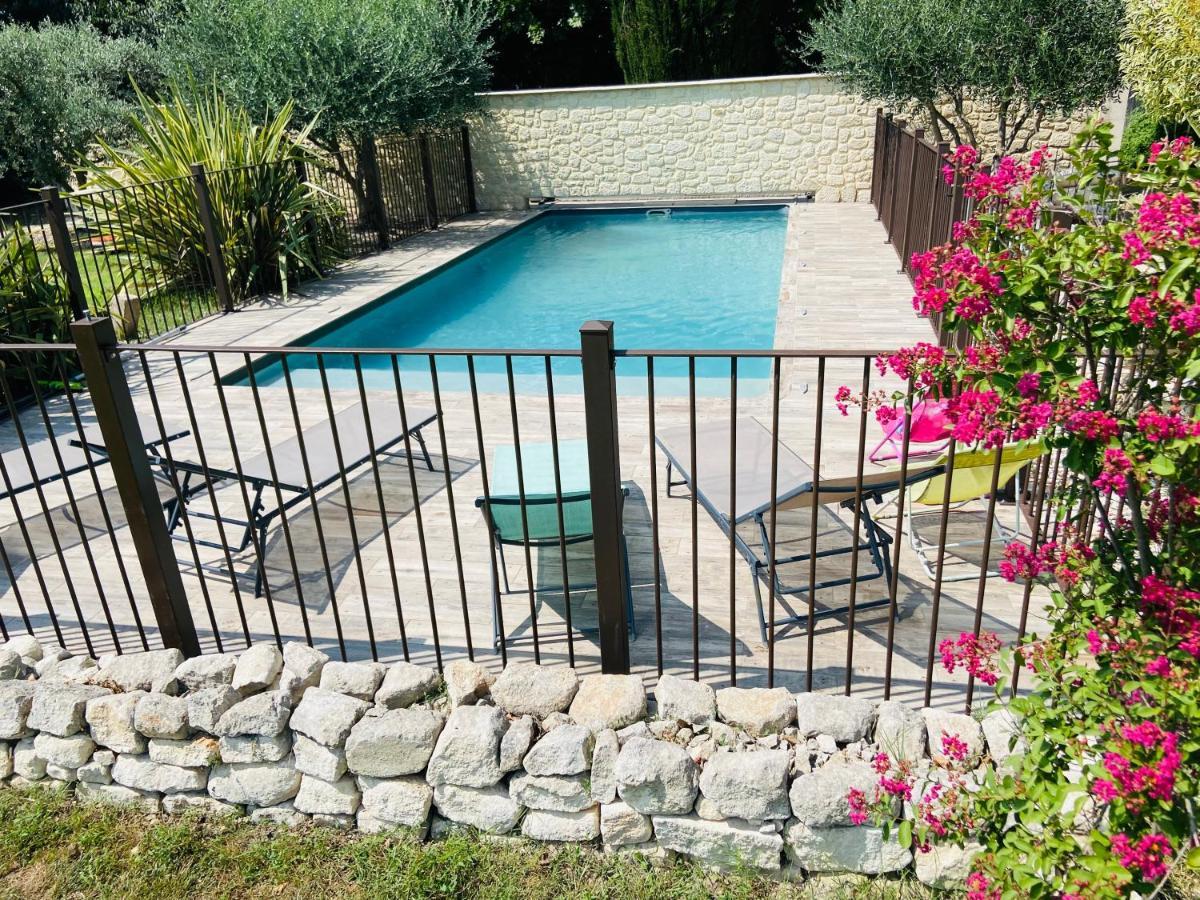 Châteaurenard Gite Du Mas De La Finiere ,Avec Spa Interieur מראה חיצוני תמונה