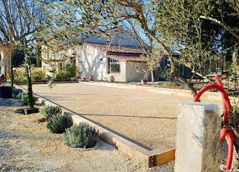 Châteaurenard Gite Du Mas De La Finiere ,Avec Spa Interieur מראה חיצוני תמונה